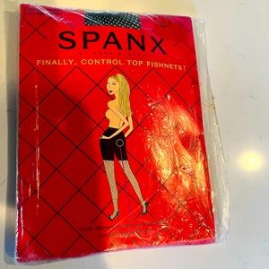 SPANX Finally control too Fishnet